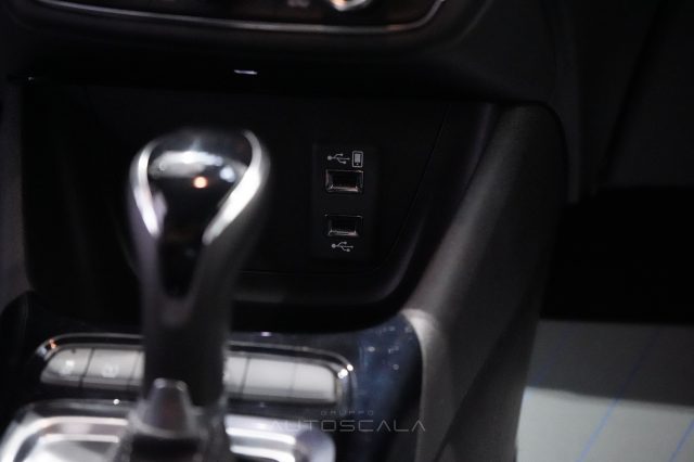 OPEL Crossland usata, con Luci diurne LED
