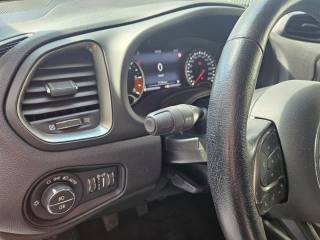 JEEP Renegade usata, con USB