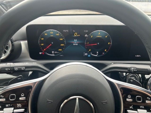 MERCEDES-BENZ A 180 usata, con Controllo automatico clima