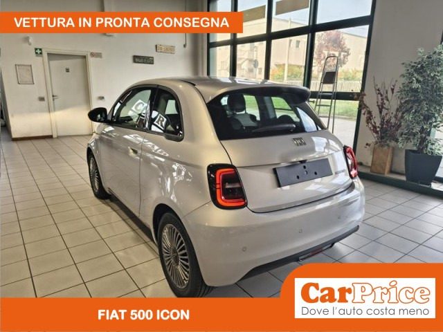 FIAT 500 usata, con USB
