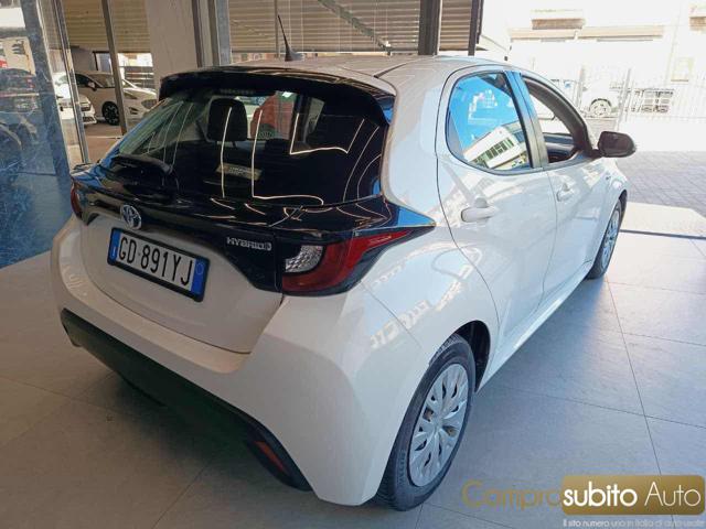 TOYOTA Yaris usata, con Cruise Control