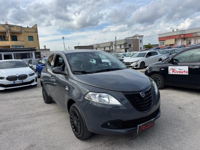 LANCIA Ypsilon usata, con Airbag