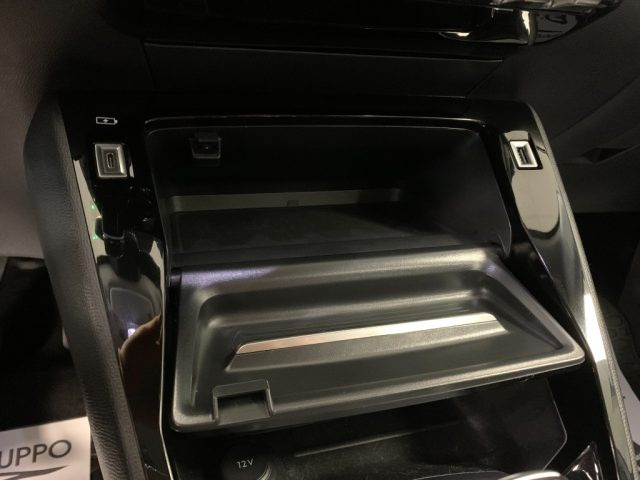 PEUGEOT 2008 usata, con Vivavoce