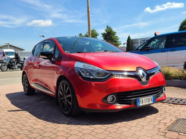 RENAULT Clio usata, con Bluetooth