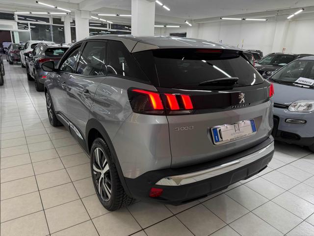 PEUGEOT 3008 usata, con Sistema di navigazione