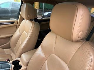 PORSCHE Macan usata, con Airbag testa