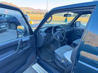MITSUBISHI Pajero usata 13