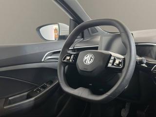 MG MG3 usata, con Luci diurne LED
