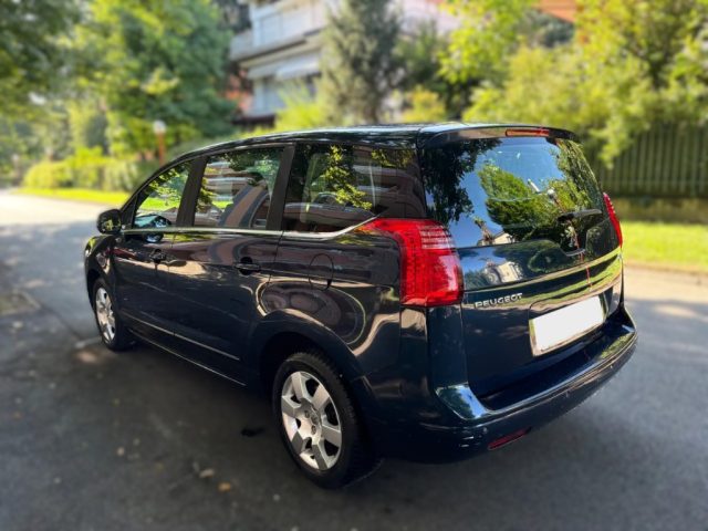 PEUGEOT 5008 usata, con Cerchi in lega