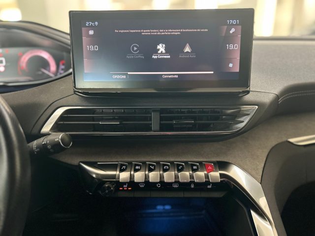 PEUGEOT 5008 usata, con Fari LED