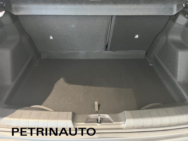 JEEP Avenger usata, con Isofix