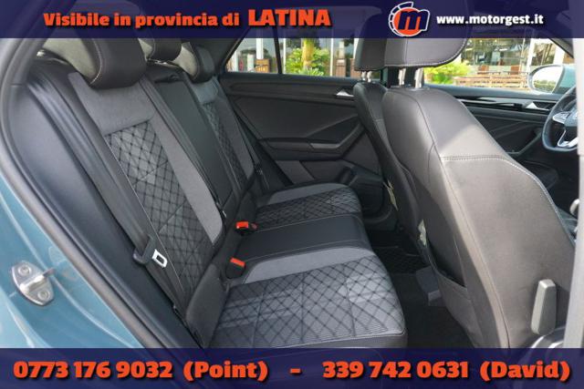 VOLKSWAGEN T-Roc usata, con USB