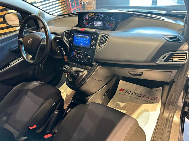 LANCIA Ypsilon usata, con Sedile posteriore sdoppiato