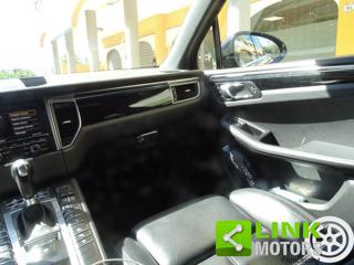 PORSCHE Macan usata, con Fendinebbia