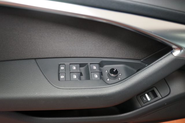 AUDI A6 usata, con Fari LED