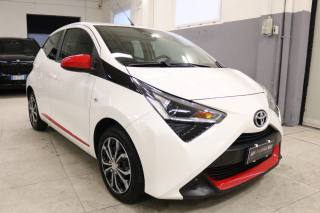 TOYOTA Aygo Connect 1.0 VVT-i 72 CV 5 porte x-play
