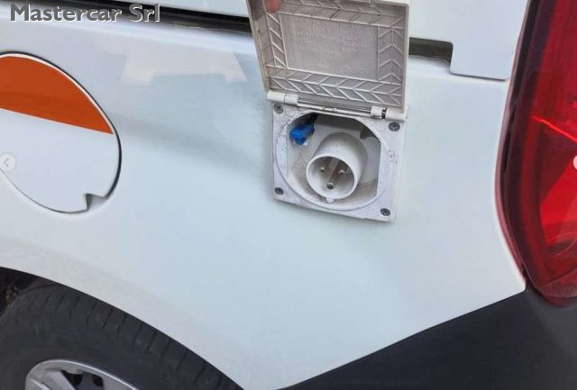 FIAT Doblo usata, con Autoradio