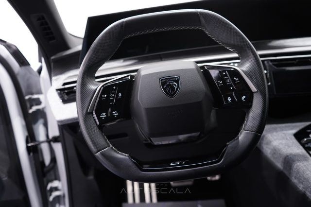 PEUGEOT 3008 usata, con Autoradio digitale