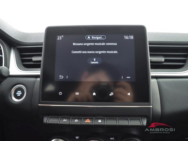 RENAULT Captur usata 14