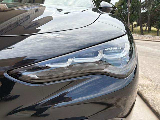 ALFA ROMEO Stelvio usata, con Sedile posteriore sdoppiato