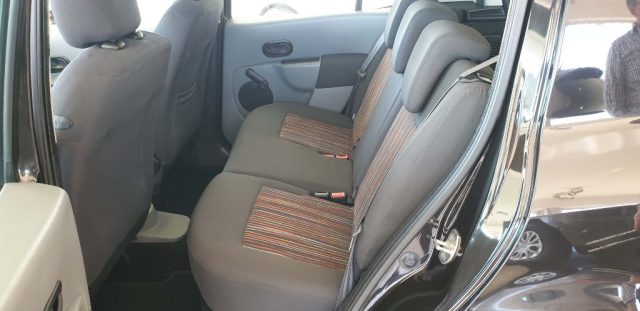 RENAULT Grand Modus usata, con Chiusura centralizzata