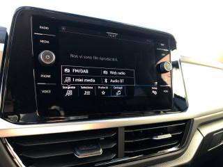 VOLKSWAGEN T-Roc usata, con Vivavoce