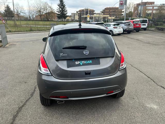 LANCIA Ypsilon usata, con Autoradio