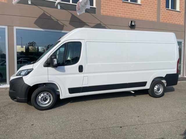 TOYOTA Proace Max usata, con ABS