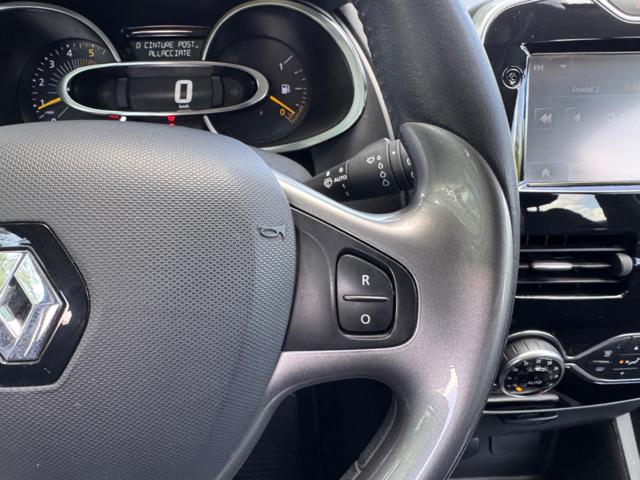 RENAULT Clio usata, con Park Distance Control