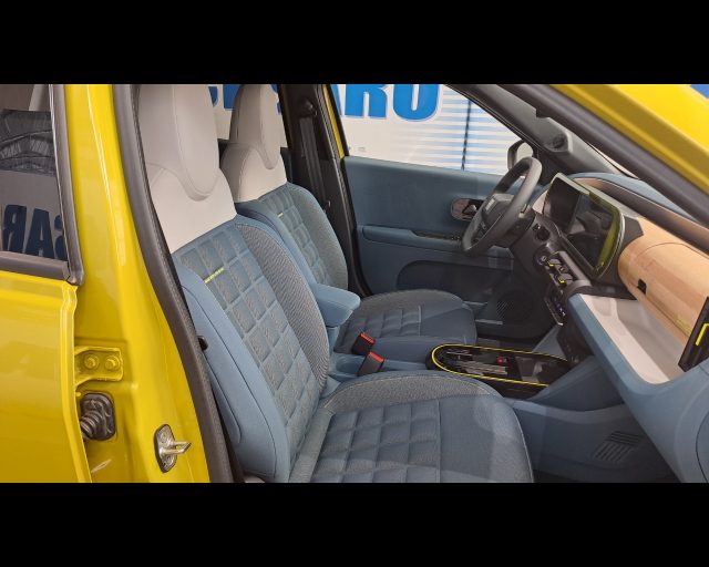 FIAT Grande Panda usata, con Specchietti laterali elettrici