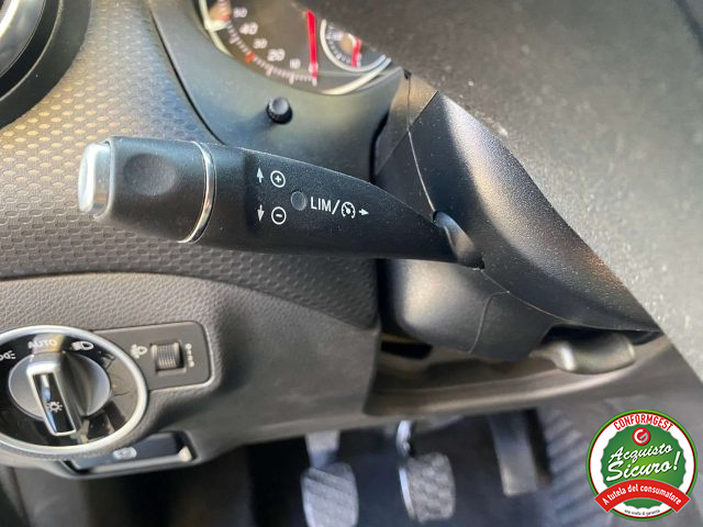 MERCEDES-BENZ A 180 usata, con Controllo automatico clima