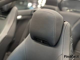 MERCEDES-BENZ E 200 usata, con Park Distance Control