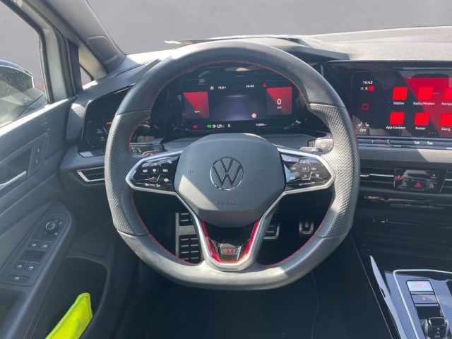 VOLKSWAGEN Golf usata, con Controllo automatico clima