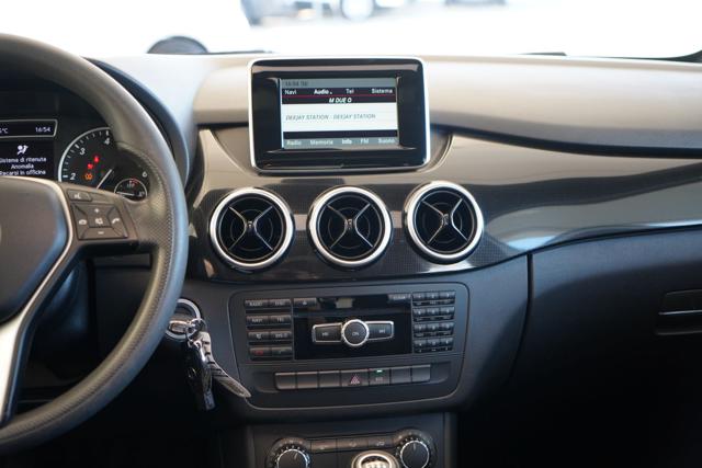 MERCEDES-BENZ B 180 usata 21
