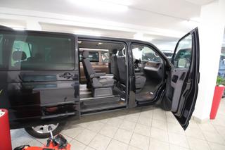 VOLKSWAGEN Multivan usata, con Servosterzo