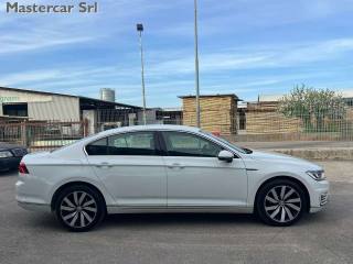 VOLKSWAGEN Passat usata, con ESP