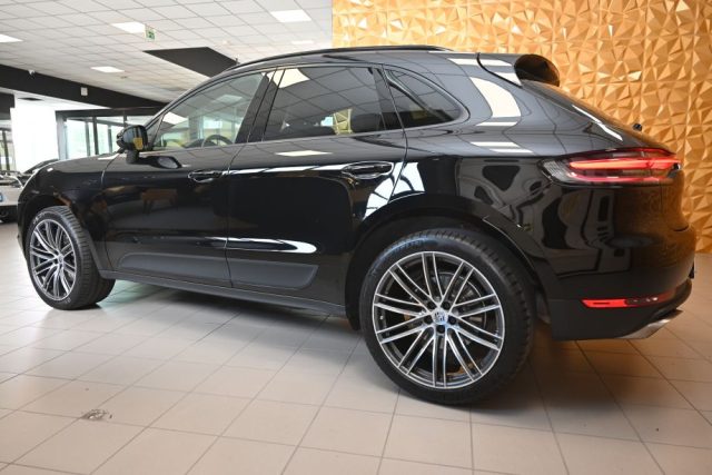 PORSCHE Macan usata 140