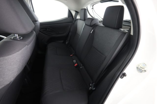 TOYOTA Yaris usata 3