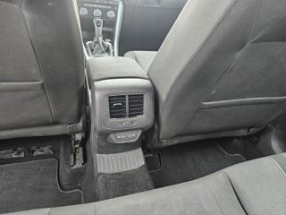 VOLKSWAGEN T-Roc usata, con Sedile posteriore sdoppiato