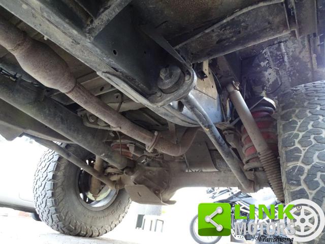 LAND ROVER Defender usata 16