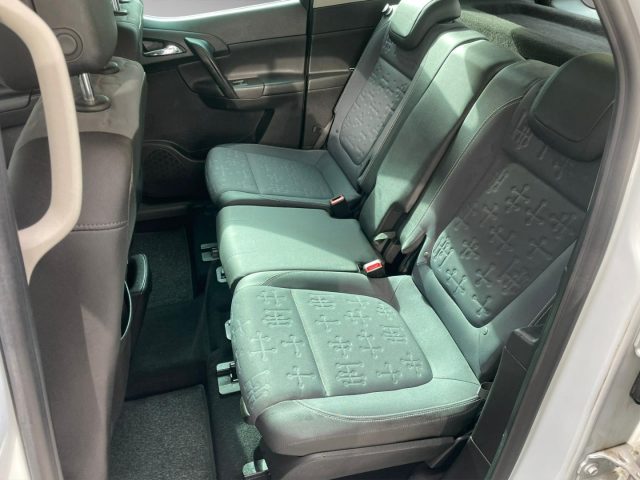 OPEL Meriva usata, con Vetri oscurati