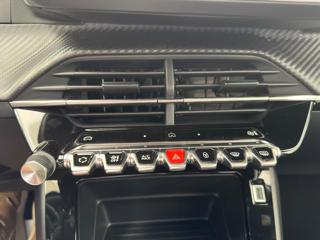 PEUGEOT 2008 usata, con Specchietti laterali elettrici