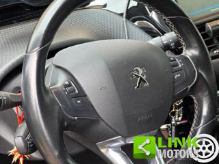 PEUGEOT 2008 usata, con Touch screen