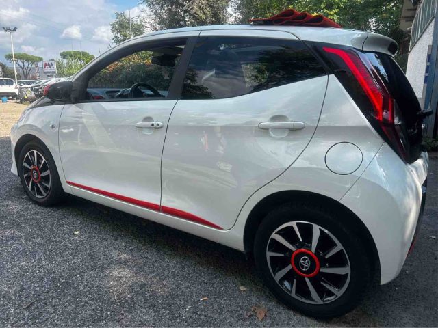 TOYOTA Aygo usata, con Boardcomputer