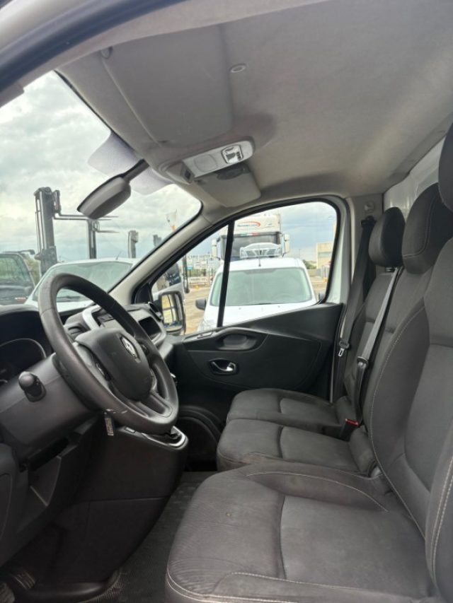 RENAULT Trafic usata, con Controllo trazione