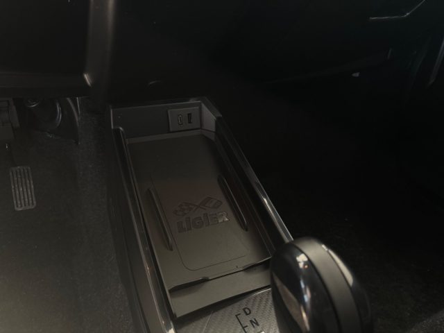 LIGIER JS usata, con Autoradio digitale