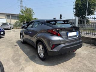 TOYOTA C-HR usata, con Autoradio