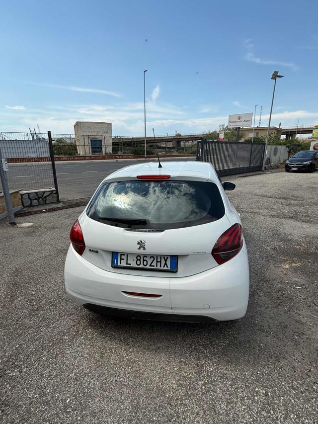 PEUGEOT 208 usata, con Climatizzatore