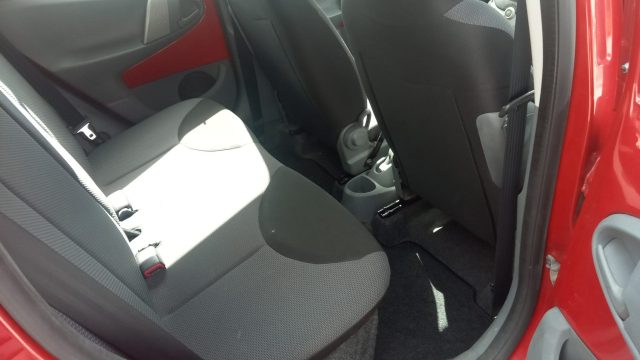 TOYOTA Aygo usata 14