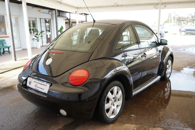 VOLKSWAGEN New Beetle usata, con Autoradio
